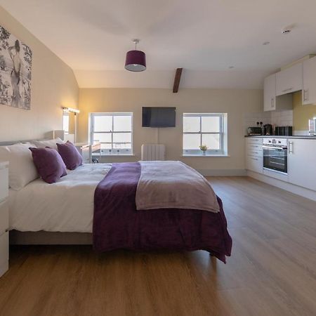 Hereford City Centre - Isabella House, Aparthotel - Modern Apartments In The Heart Of The City - Hosted By Rentmyhouse المظهر الخارجي الصورة