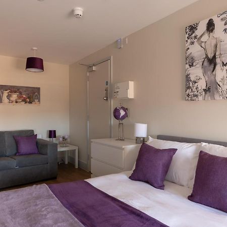 Hereford City Centre - Isabella House, Aparthotel - Modern Apartments In The Heart Of The City - Hosted By Rentmyhouse المظهر الخارجي الصورة