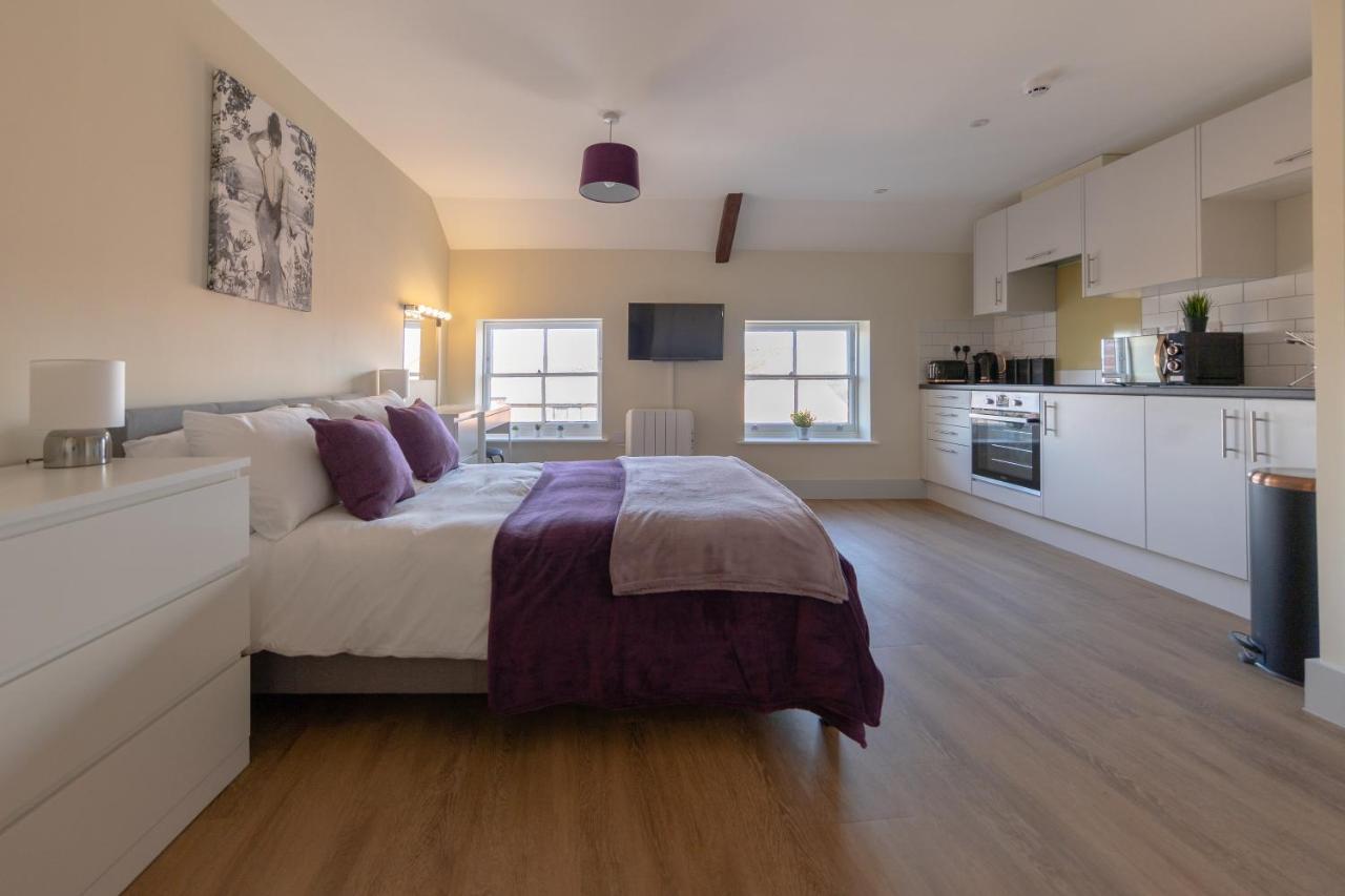 Hereford City Centre - Isabella House, Aparthotel - Modern Apartments In The Heart Of The City - Hosted By Rentmyhouse المظهر الخارجي الصورة