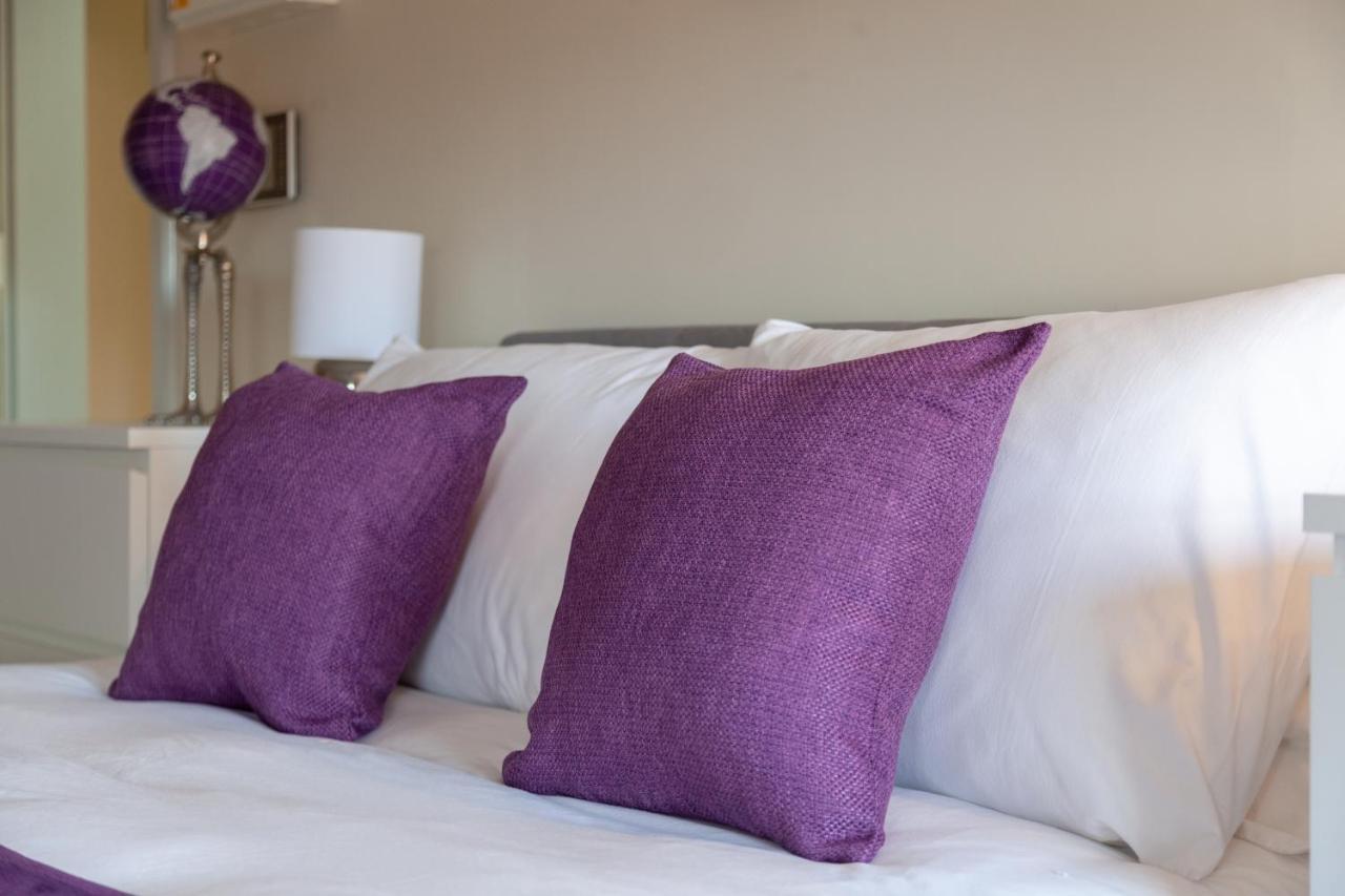 Hereford City Centre - Isabella House, Aparthotel - Modern Apartments In The Heart Of The City - Hosted By Rentmyhouse المظهر الخارجي الصورة
